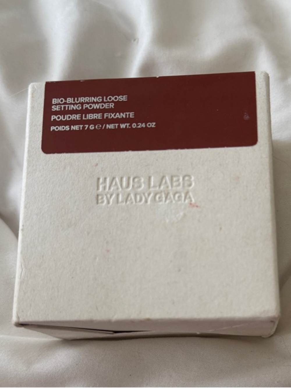 Haus Labs bio blurring loose powder - cocoa. BNIB
